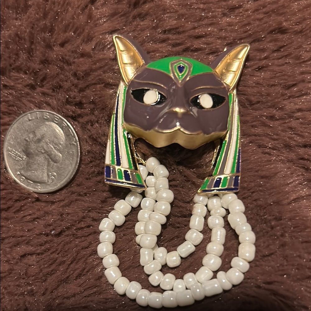 Egyptian Cat-Themed Beaded Brooch with Gold and Green Accents